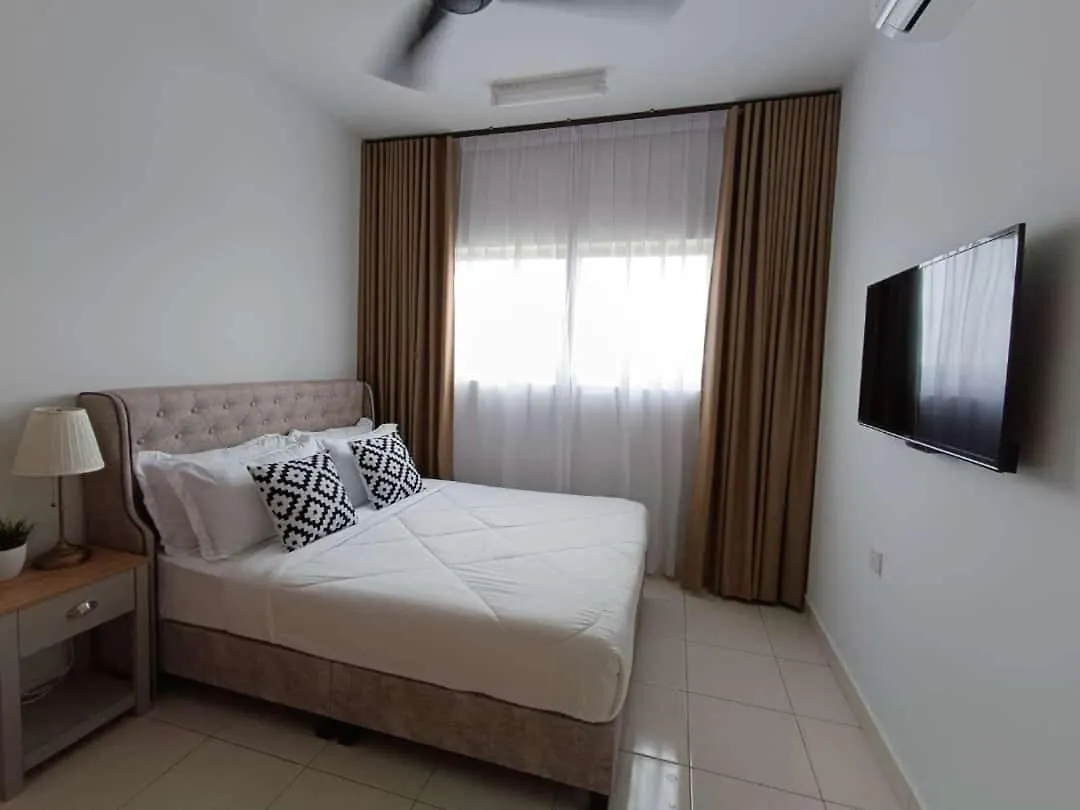 Mamaqarl Homestay Near Klia With Wi-Fi And Transport Sepang